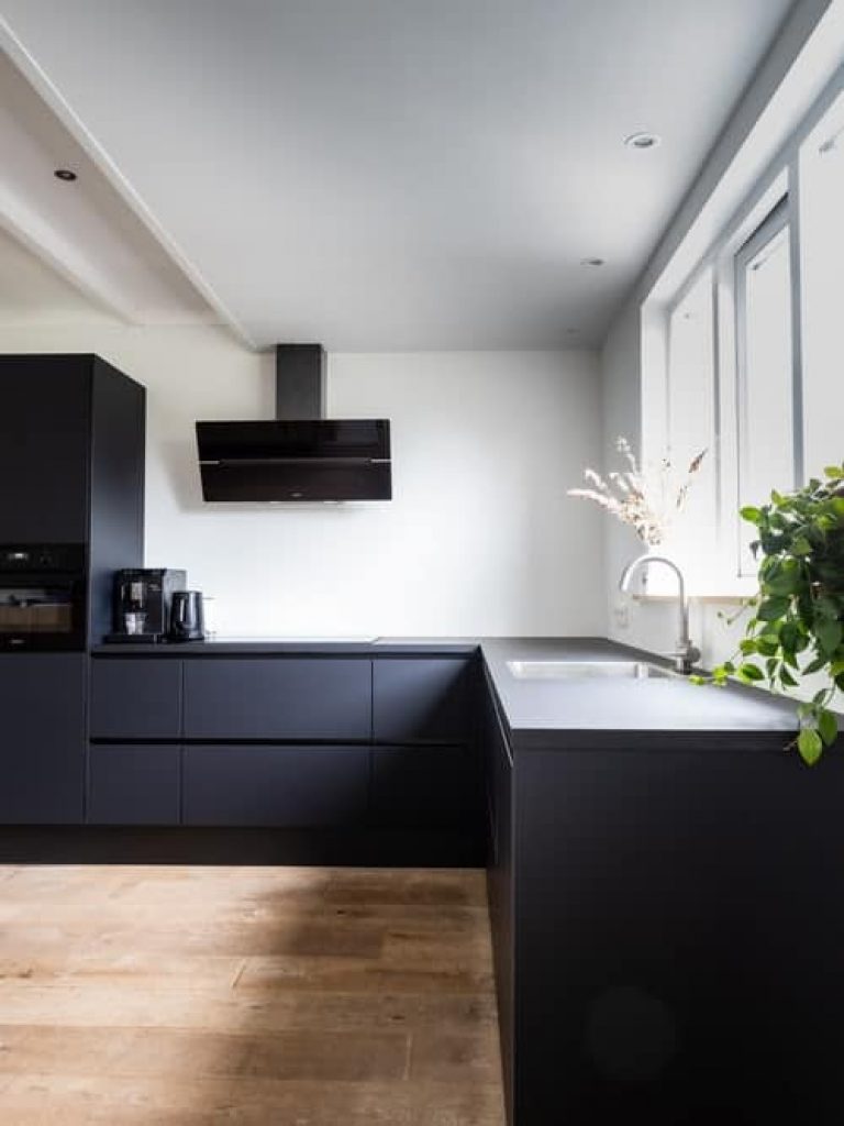 Cleaners In Coolangatta